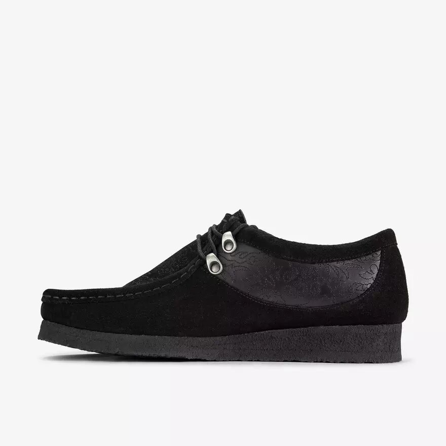 Andersson Bell X Wallabee Svart broderi Andersson Bell X Wallabee Svart broderi