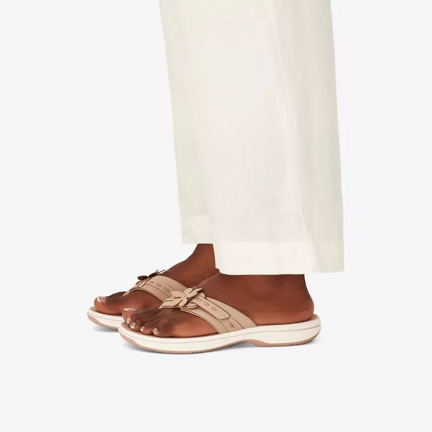 Breeze Opal Sand Cloudsteppers™-flip-flops för dam Breeze Opal Sand Cloudsteppers™-flip-flops för dam
