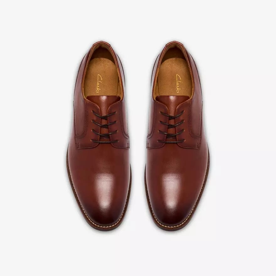 Brogues för herrar i brunt läder med snörning – Bowburn Brogues för herrar i brunt läder med snörning – Bowburn