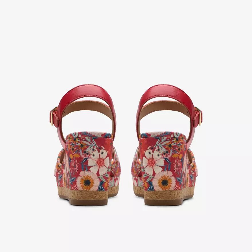 Chicly Floral – röda kilklackar med blommönster för damer Chicly Floral – röda kilklackar med blommönster för damer