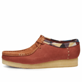 Clarks x END. Wallabee Artisan Craft ”Burnt” 26172453