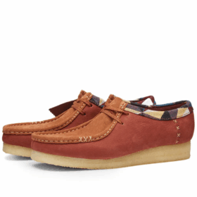 Clarks x END. Wallabee Artisan Craft ”Burnt” 26172453