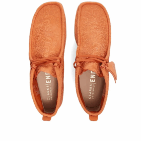 Clarks x END. Wallabee-kängor ”Orange Floral” 26163420