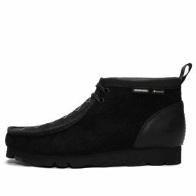 Clarks x Neighborhood Wallabee Boots GTX ”Black Combi Suede” 26166768