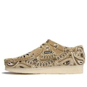 Clarks x Supreme Wallabee Bandana ”Khaki” 26142398