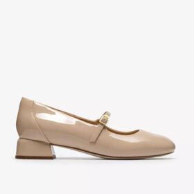 Daiss30 Bar – beige lackskor för dam