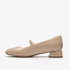 Daiss30 Bar – beige lackskor för dam