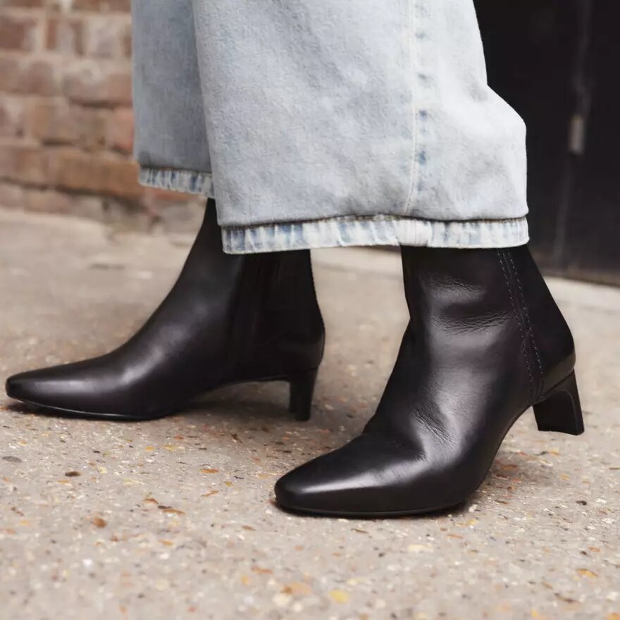 Edina Up svarta läderankelboots för dam Edina Up svarta läderankelboots för dam
