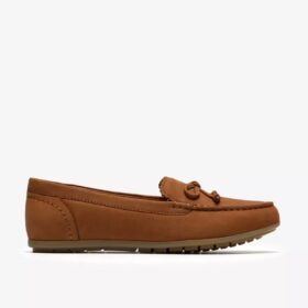 Elliotte Sail Tan Nubuck-mockasiner för dam