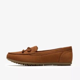 Elliotte Sail Tan Nubuck-mockasiner för dam
