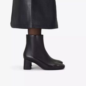 Fernie Zip – svarta läderankelboots för dam