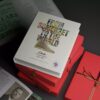 Från Somerset till världen: clarks – en visuell historiebok 1825–2025 Från Somerset till världen: clarks – en visuell historiebok 1825–2025