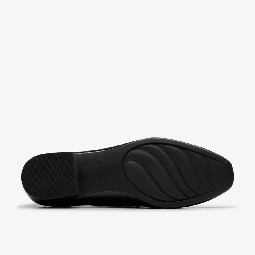 Krystine Lily – svarta Slip-ons i lackläder för damer Krystine Lily – svarta Slip-ons i lackläder för damer