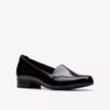 Krystine Lily – svarta Slip-ons i lackläder för damer Krystine Lily – svarta Slip-ons i lackläder för damer
