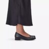 Krystine May – svarta Slip-ons i läder för damer Krystine May – svarta Slip-ons i läder för damer