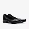 Krystine May – svarta Slip-ons i läder för damer Krystine May – svarta Slip-ons i läder för damer