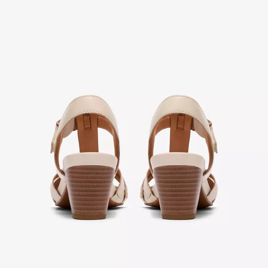 Kymber Glow-sandaletter med klack i krämfärgat läder för damer Kymber Glow-sandaletter med klack i krämfärgat läder för damer
