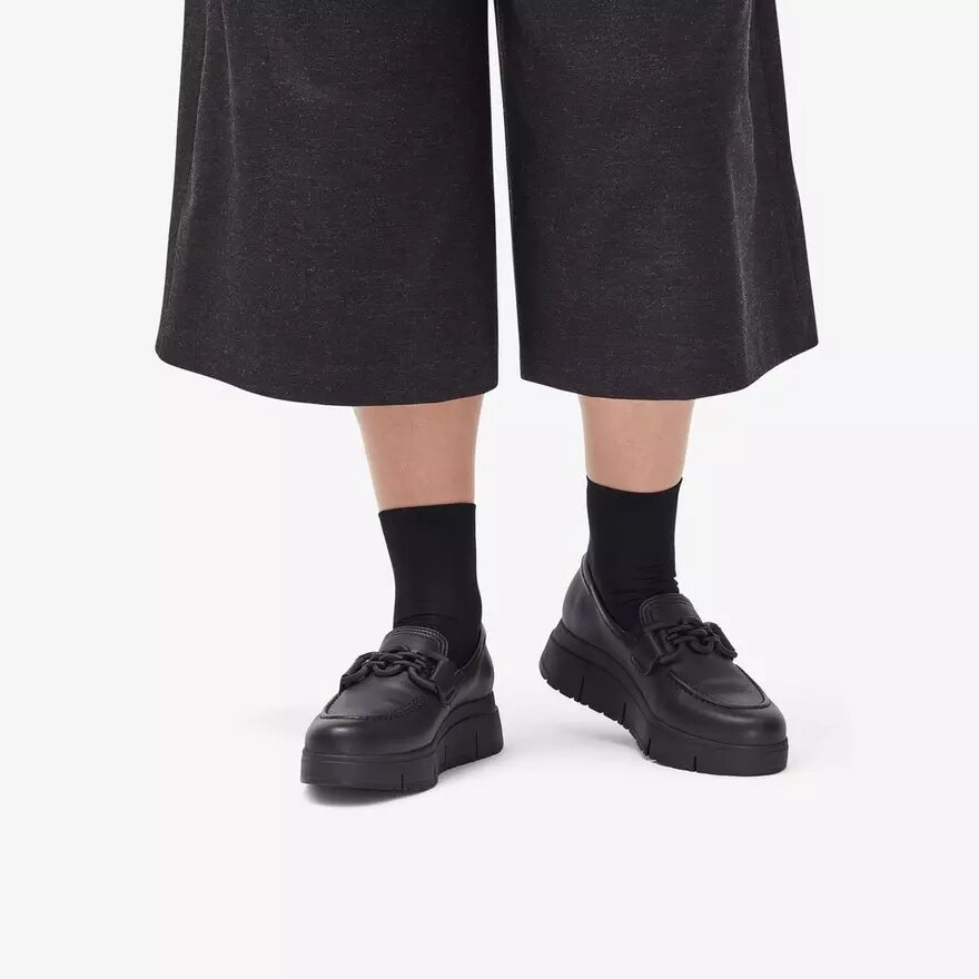 Loriini Izzy svarta läders Loafers för damer Loriini Izzy svarta läders Loafers för damer