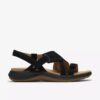 Maelynn Gem – svarta platta sandaler i nubuck för damer