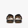 Maelynn Gem – svarta platta sandaler i nubuck för damer