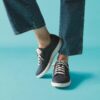 Nalle Lace – Sneakers för damer i marinblå nubuck Nalle Lace – Sneakers för damer i marinblå nubuck