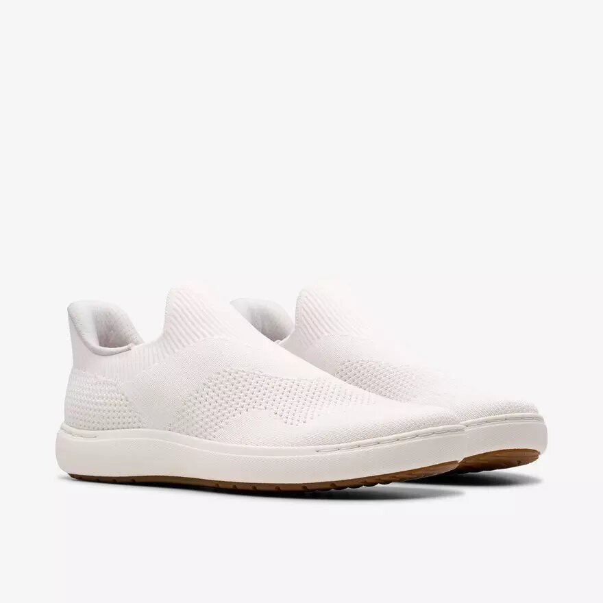 Nalle Step vita stickade slip-ons för dam Nalle Step vita stickade slip-ons för dam