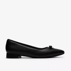 Natalyn Trim – svarta Slip-ons i läder för damer