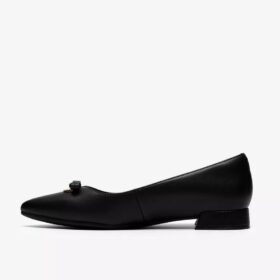 Natalyn Trim – svarta Slip-ons i läder för damer