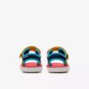Platta sandaler Surfing Ace med marinblått tryck – USA Platta sandaler Surfing Ace med marinblått tryck – USA