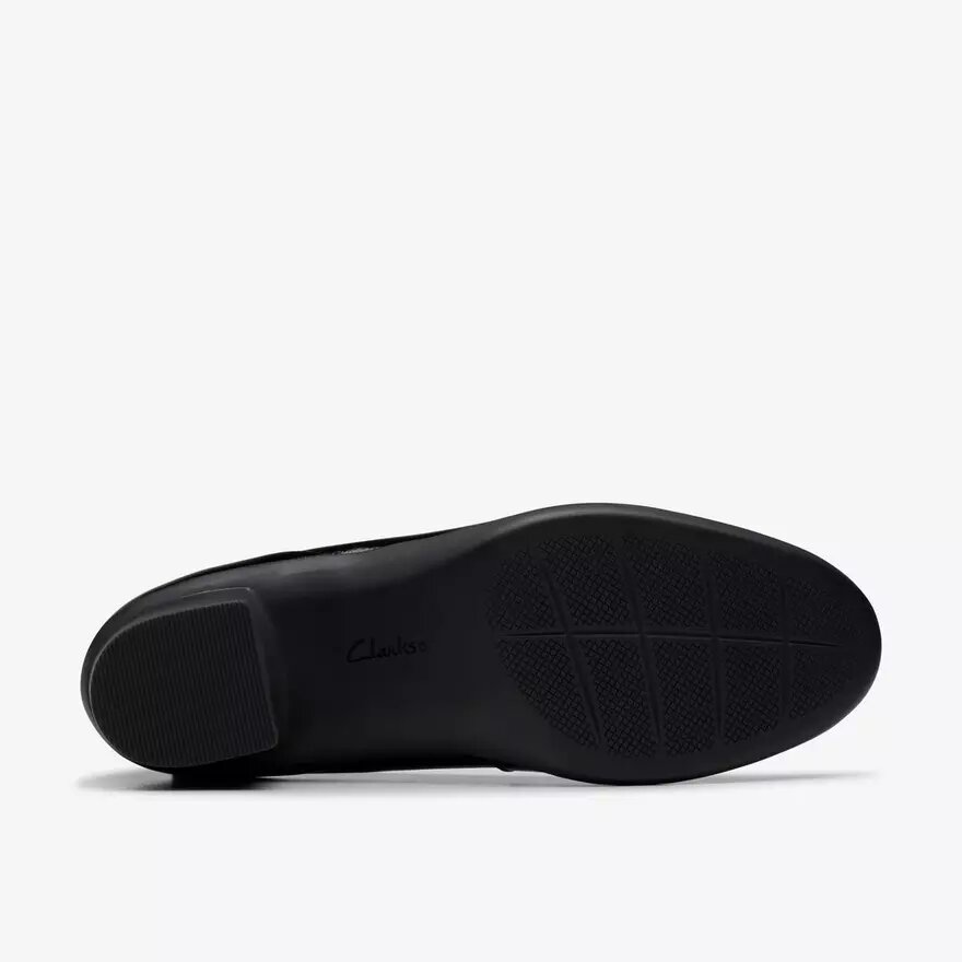 Shaya Poppy svarta lackpumps för dam Shaya Poppy svarta lackpumps för dam