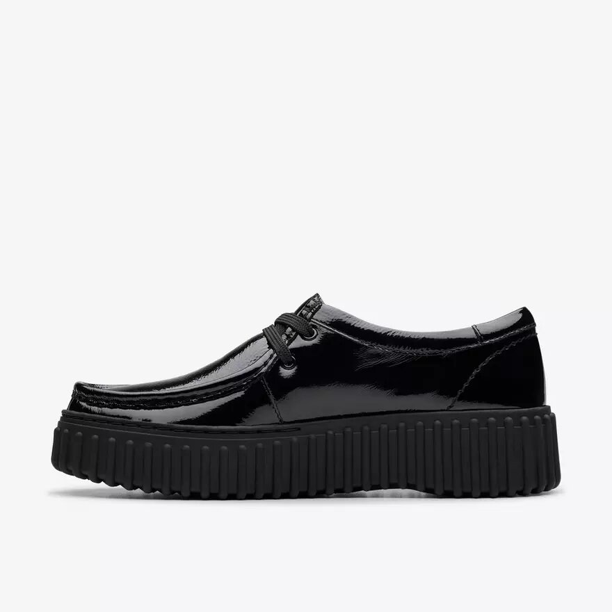 Torhill Bee svart lack Wallabee för dam Torhill Bee svart lack Wallabee för dam