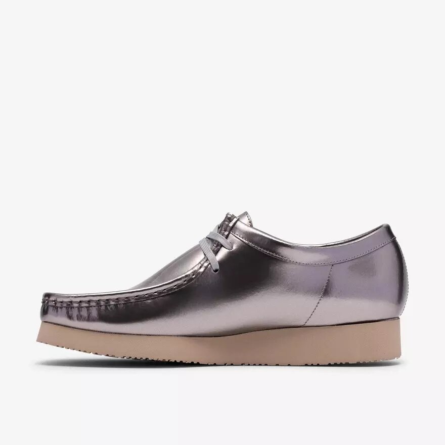 Wallabee 2604 för herrar i silverlack Wallabee 2604 för herrar i silverlack