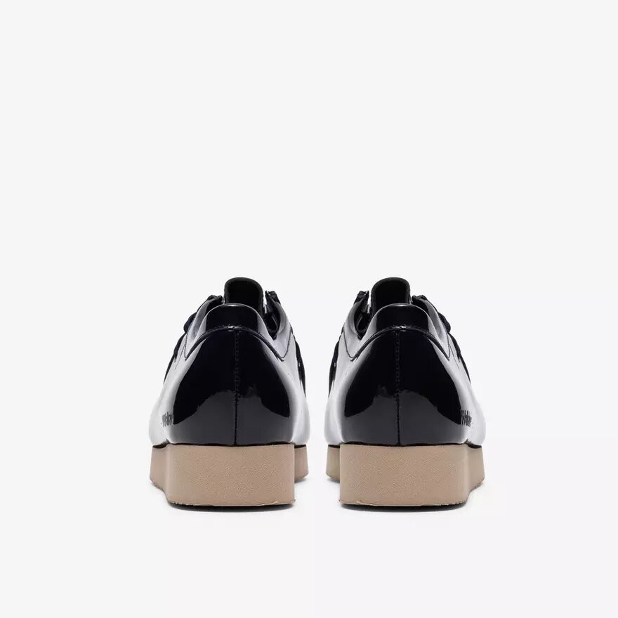 Wallabee 2604 Navy i lackläder för herr Wallabee 2604 Navy i lackläder för herr