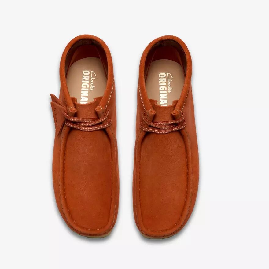 Wallabee-kängor för herrar i orange mocka Wallabee-kängor för herrar i orange mocka