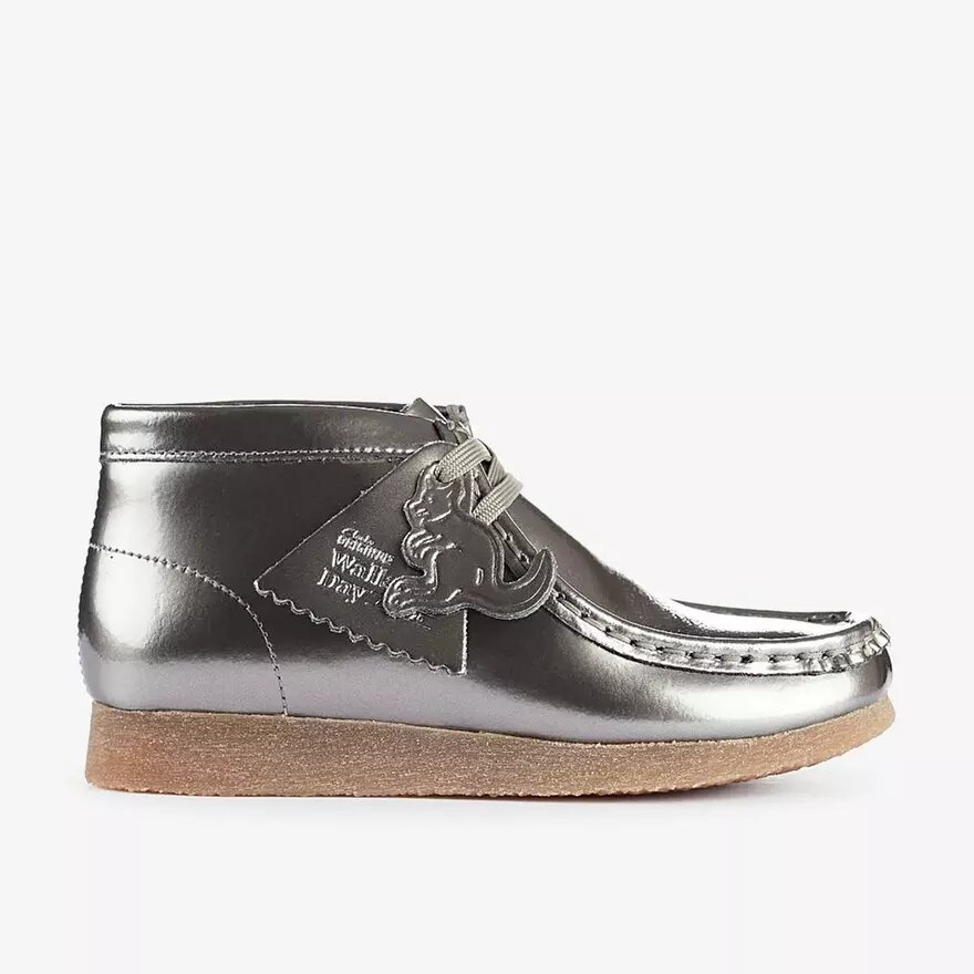 Wallabee-kängor för pojkar, äldre barn, silverlackade Wallabees Wallabee-kängor för pojkar, äldre barn, silverlackade Wallabees
